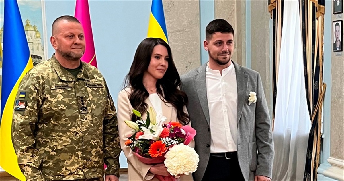 Новини воєнного часу. Старокостянтинівщина. Вітання від Залужного, діалог з юристом
