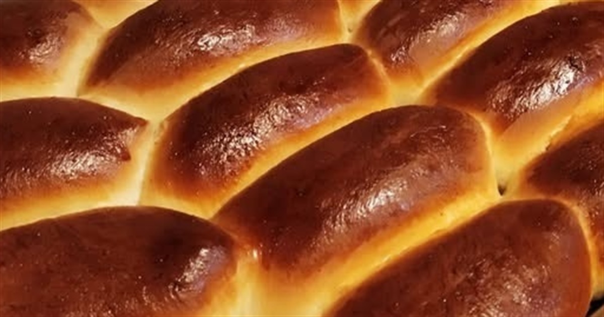 Готуємо сьогодні: пухкі смачнезні пиріжки з неймовірно ніжним тістом, що довго не черствіє