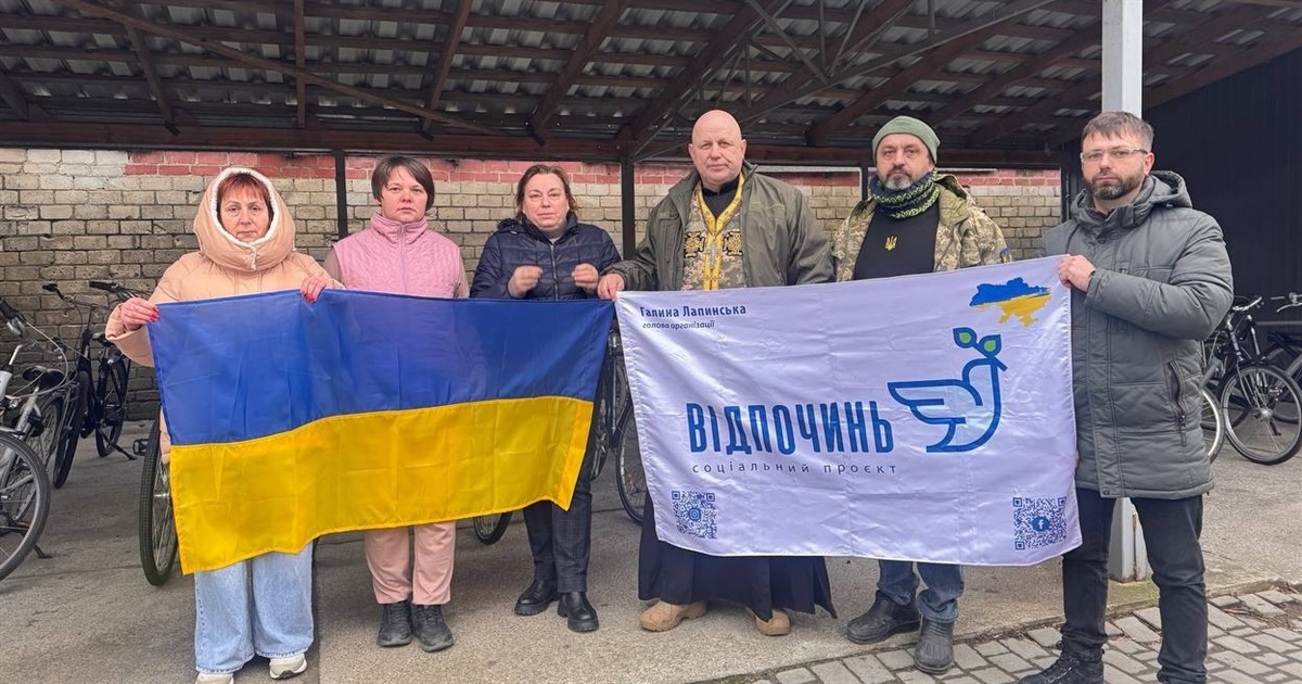 Благодійники подарують велосипеди дітям військових 61-го батальйону 104-ї Об ТРО