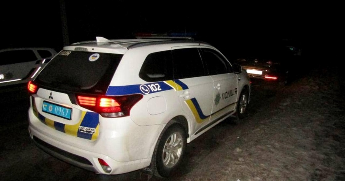 Звягелянин в комендантську годину їздив містом п’яним — його зупинили патрульні