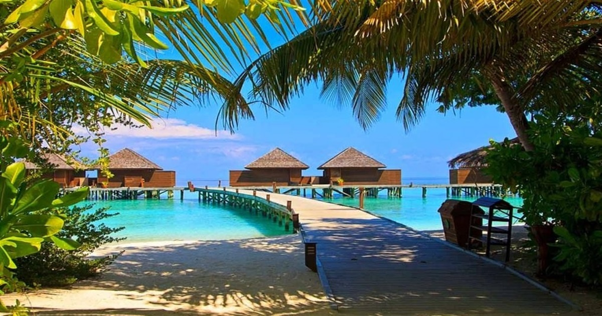 На Мальдівах заборонили паління. Що потрібно знати тим, хто збирається туди на відпочинок