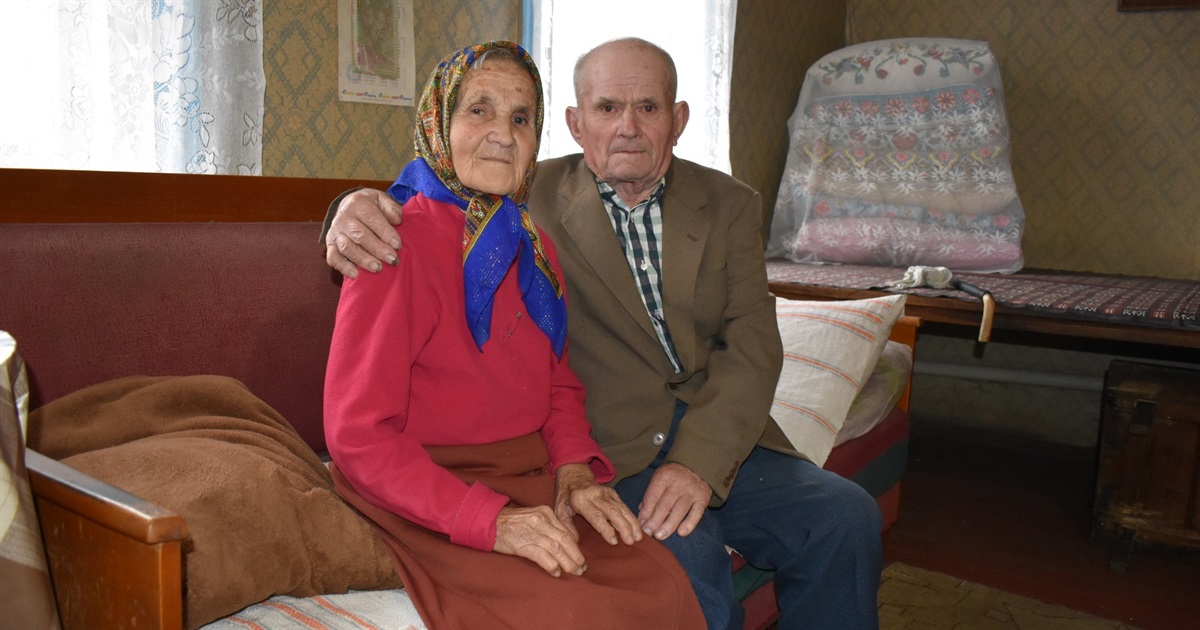 "Старість – дуже важка річ. Добре, що ми удвох і нам не так скучно". Пара з Лецьок 65 років разом