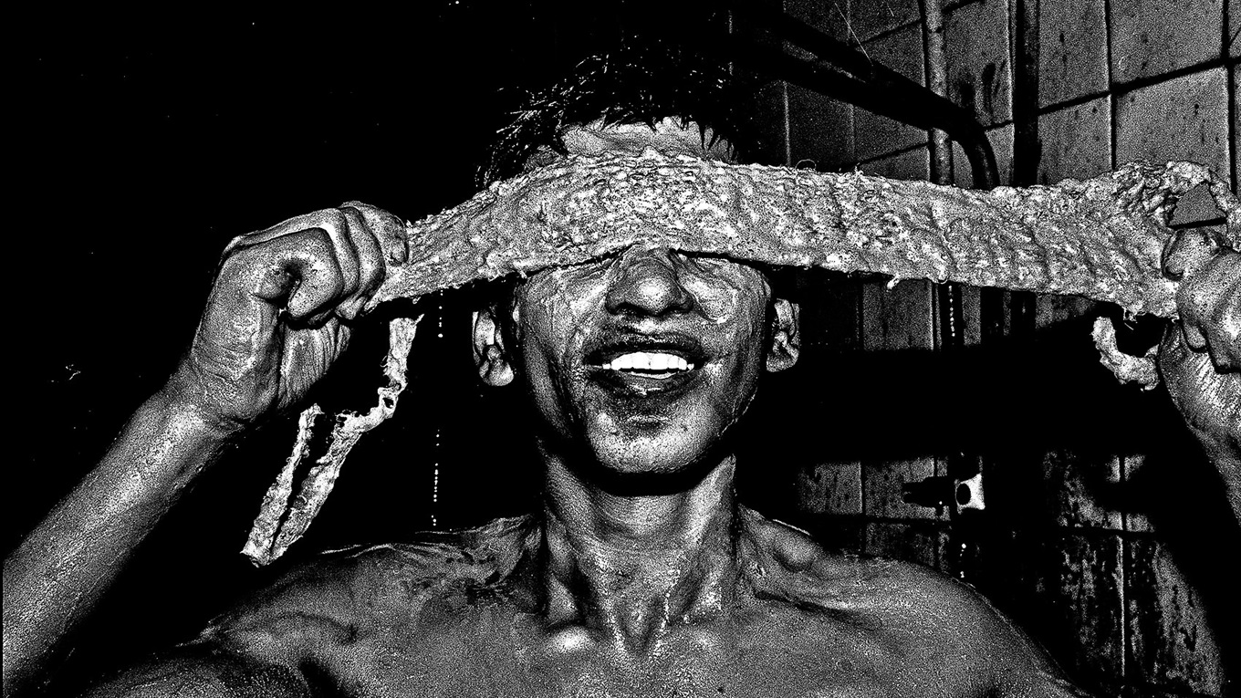 «Покинуті люди». Вивчаємо історію шахтарського Донбасу 1990-х за фотографіями Валерія Мілосердова