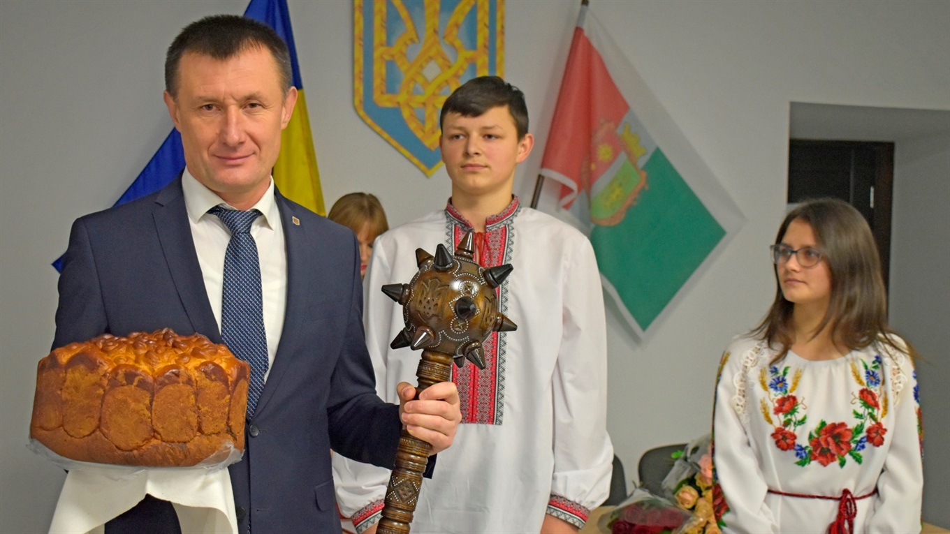 Василь Малярчук очолив Северинівську ОТГ: перша сесія пройшла злагоджено і результативно – відео