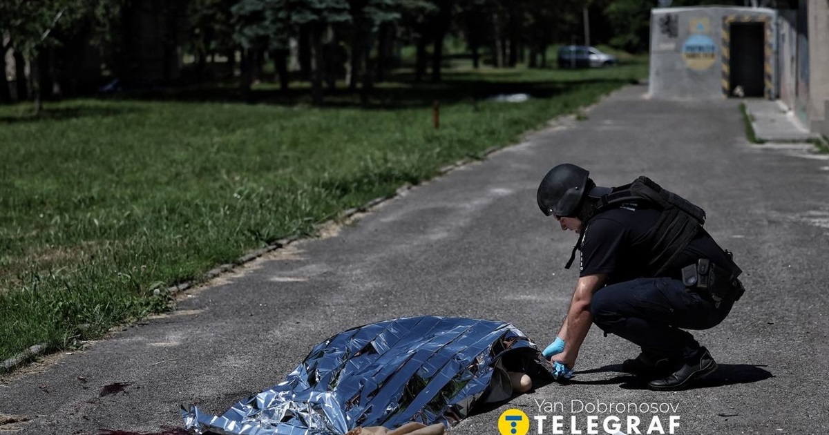 Армія РФ вбиває людей у Краматорську. Окупанти вдарили просто по вулицях міста з РСЗВ та КАБами