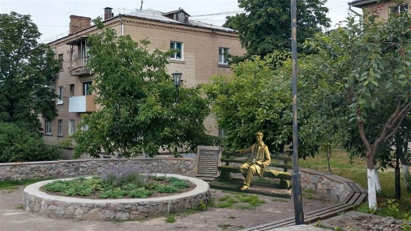 У Переяславі встановлять скульптурну композицію до 100-річчя Михайла Сікорського