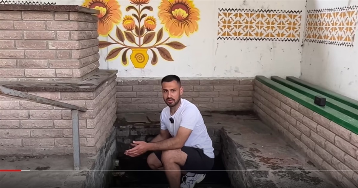 Ютуб-блогер проїздом відвідав Звягель та виділив у місті дві визначні пам'ятки: відео
