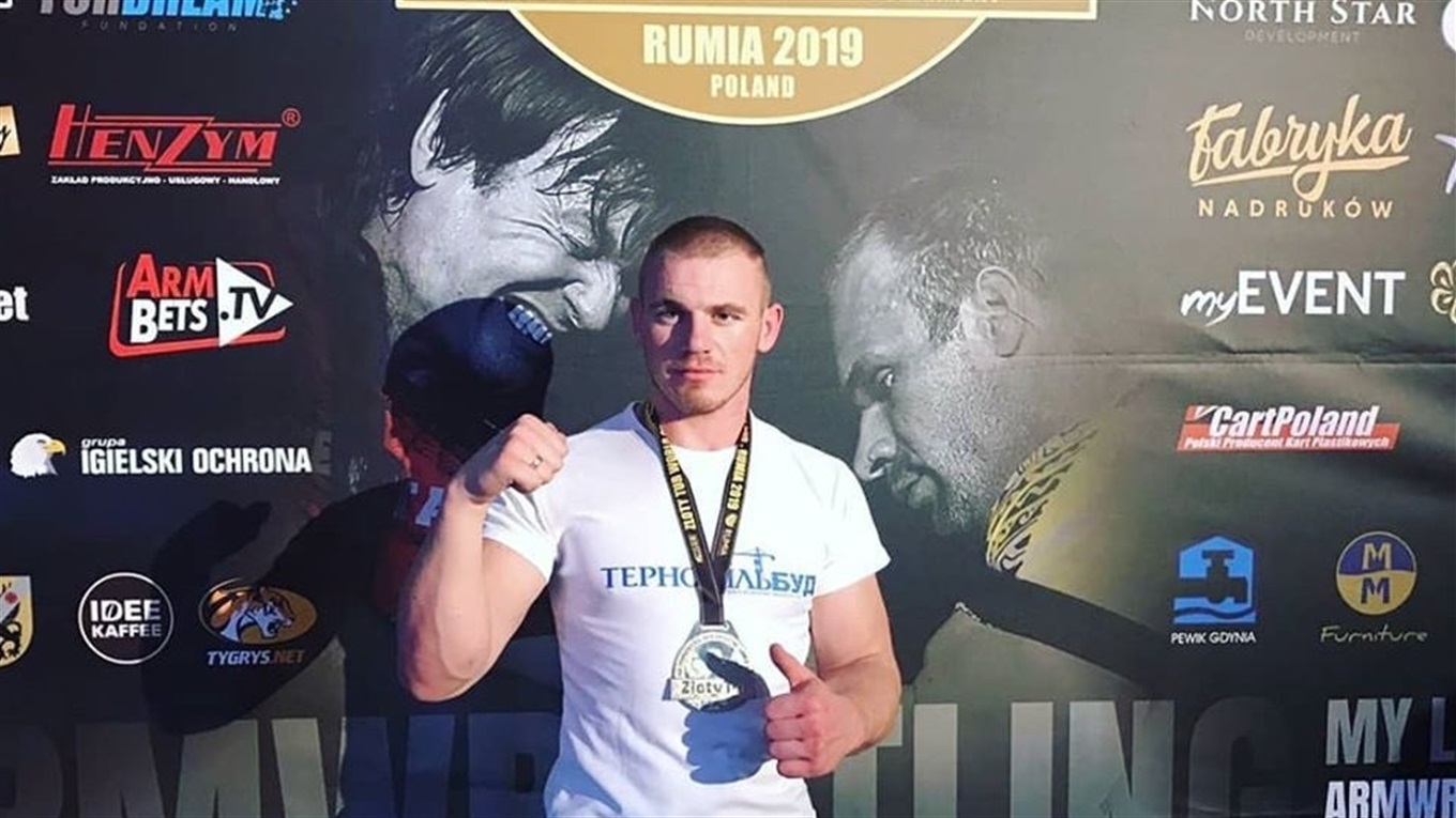 Кременчанин Ігор Пасєка повернувся з срібною нагородою із кубка світу з армспорту 