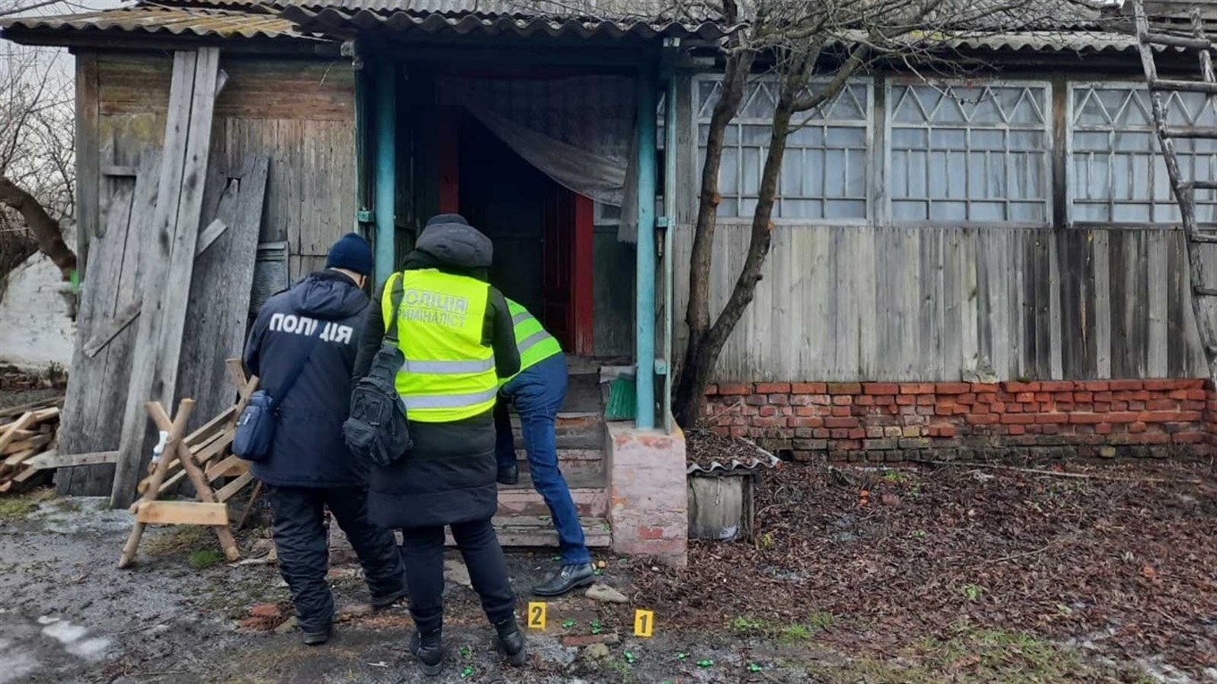 19-річного юнака підозрюють у вбивстві 62-річної жительки Коршачини