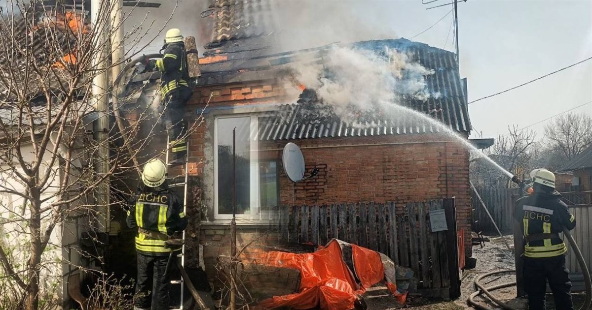 Не будьмо байдужими: у Переяславі згорів приватний будинок і багатодітна родина потребує допомоги