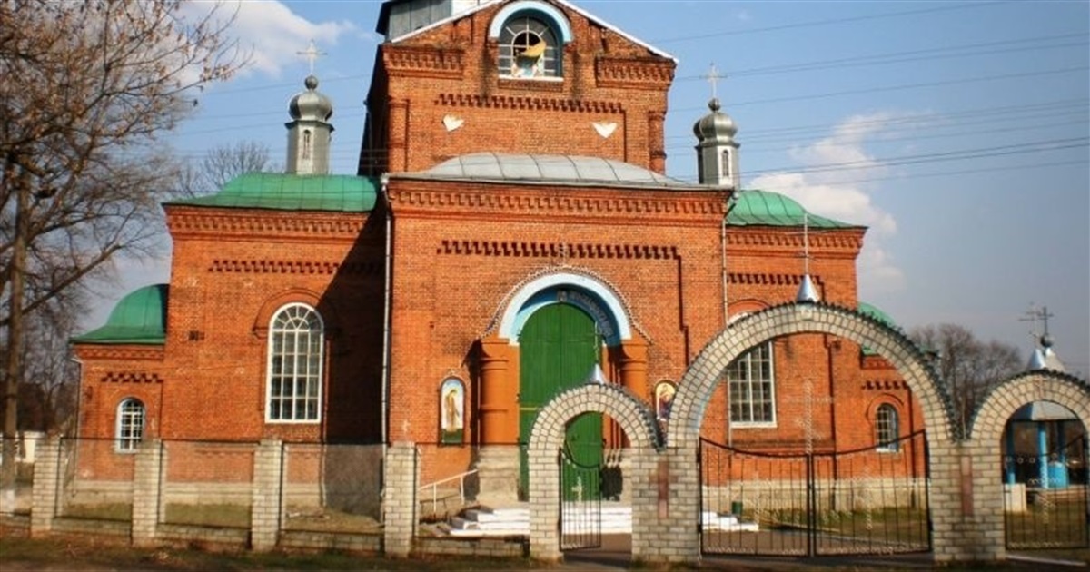 У Корюківці в неділю вирішуватимуть, чи переходитиме Свято-Вознесенська церква у підпорядкування ПЦУ