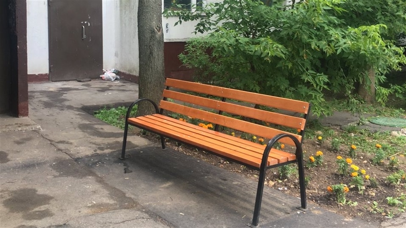 Отримайте нові лавки від  ПП «Елітжитлком»!
