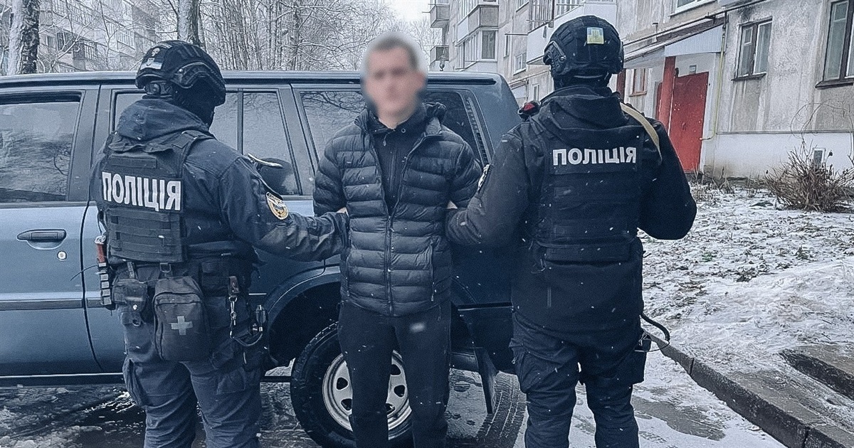 Група чоловіків на замовлення спалювали житло громадян: послуга коштувала від 500 до 3000 доларів
