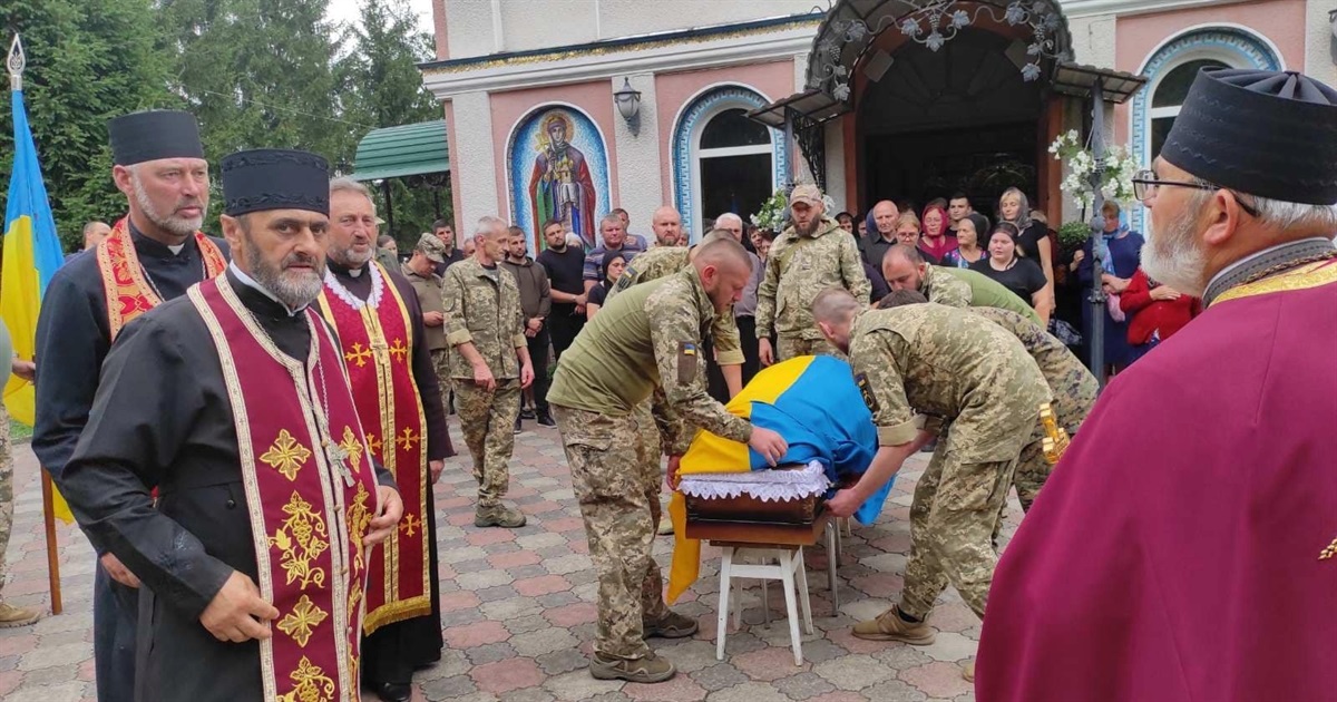 На Чортківщині попрощалися із захисником України Петром Недільським