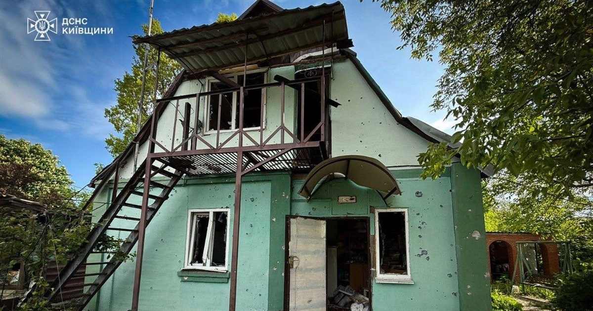 Унаслідок ранкової атаки 23 травня на Київщині пошкоджені приватні будинки та автомобілі