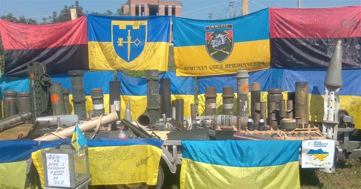 У Пробіжні, що на Чортківщині, на храмове свято встановили біля церкви військову інсталяцію