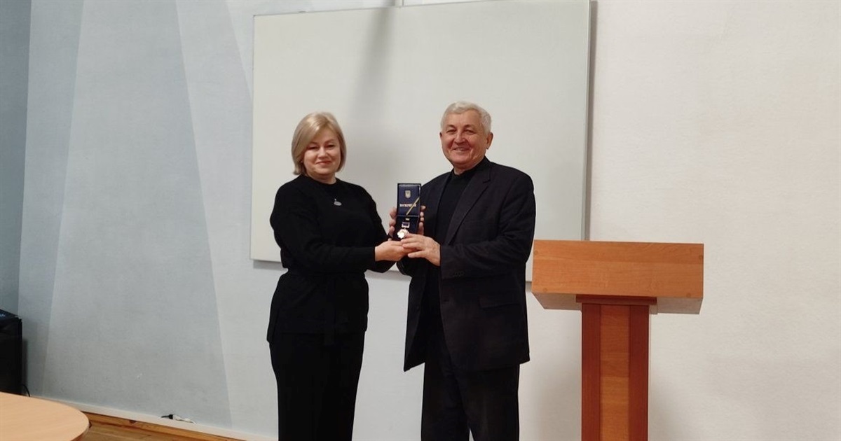 Миколу Лопату нагородили нагрудним знаком "За вагомий внесок у розвиток професійної освіти України"