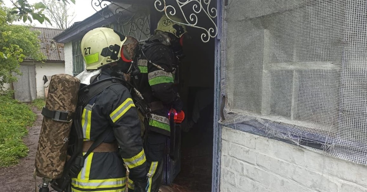 У Переяславі в будинку загорілося ліжко, вогонь знищив речі й пошкодив стіни