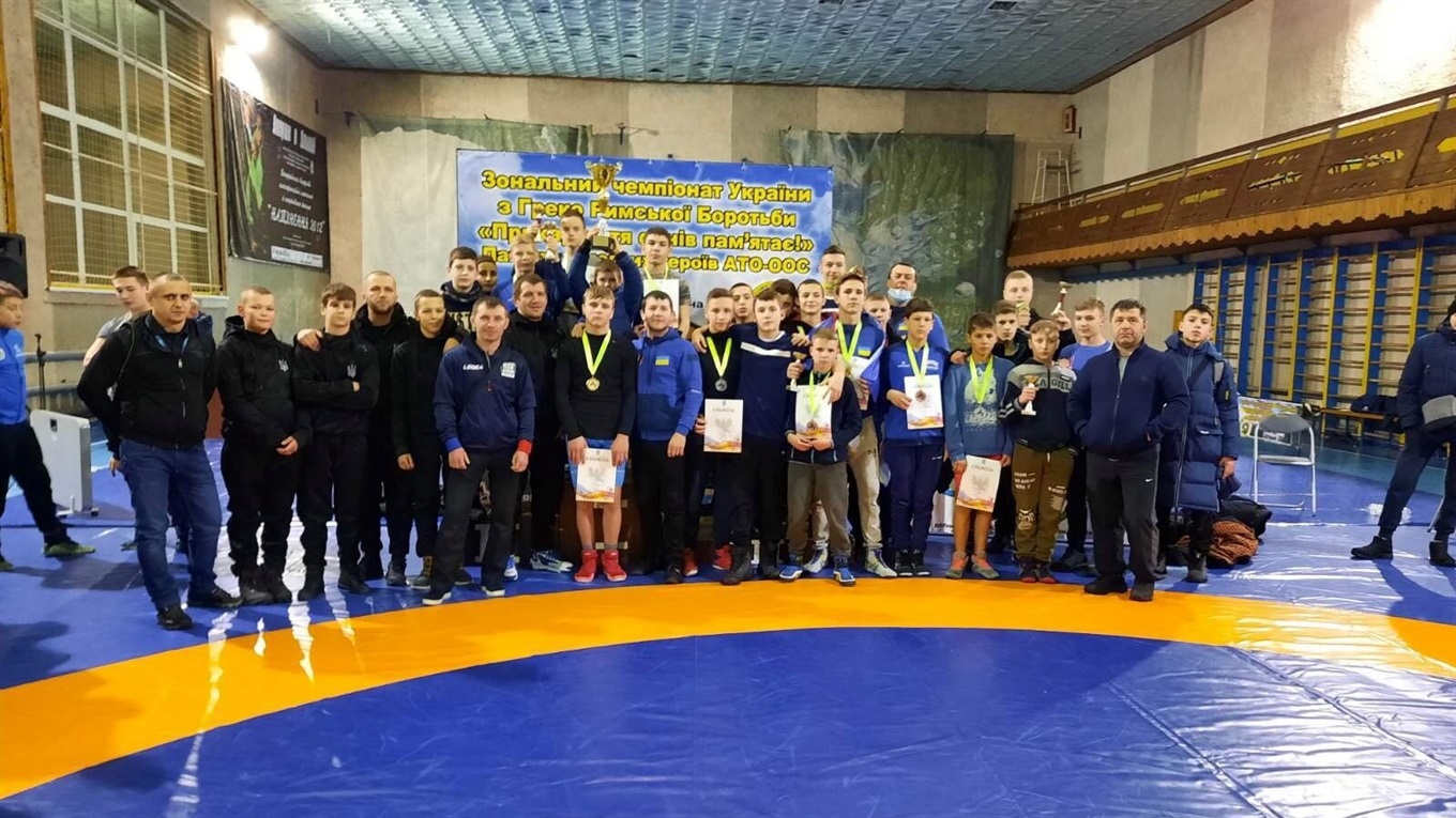 Спортсмени з греко-римської боротьби стали призерами зонального Чемпіонату України