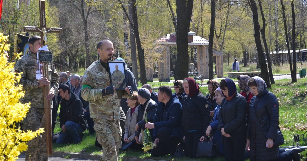 У Володимирці чергова втрата - загинув в боях на Ізюмщині земляк. Хоронили всім селищем