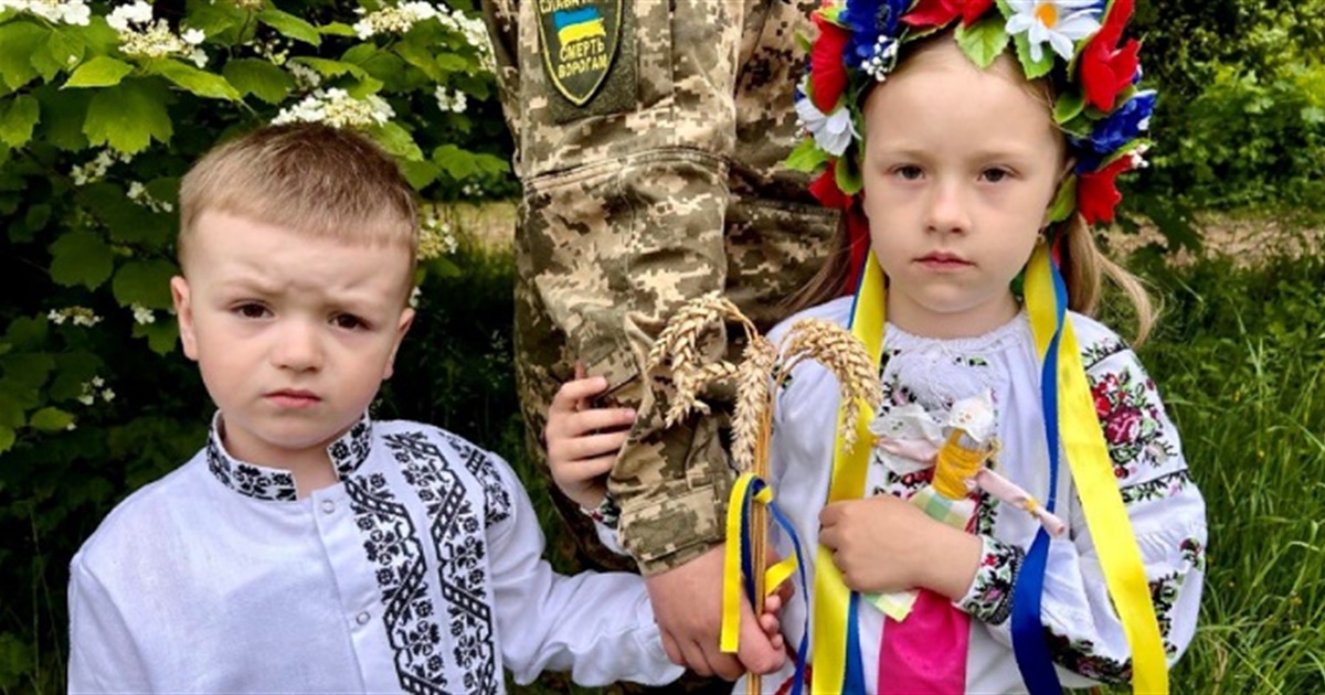 Обереги дитинства воєнної пори малих звиняччан Артемка та Настуні з Чортківщини