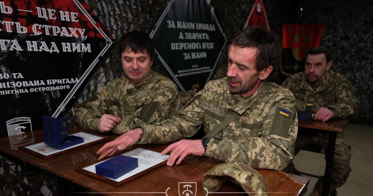 Понад рік без ротації: нагородили бійців 30-ї бригади, які тримали Краматорський напрямок