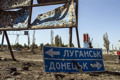 Россия рассматривает признание "ЛНР" и "ДНР". Лидеры боевиков сделали обращения к Путину под копирку
