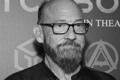 Раптова смерть режисера «Маски», що відомо про відхід Чака Рассела