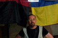 Бизнесмен из Горловки прожил 5 лет в оккупации из-за болезни. А потом сжег публично флаг «ДНР»