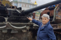84-річна Жанна Милащенко дивом врятувалася з розбитої дев’ятиповерхівки у Маріуполі. Ось її історія