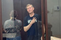 Окупанти засудили подружжя Рижових з Новоайдару. Чоловік сказав, що не винен і показав тризуб