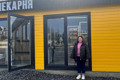 Оксана Дубик пече улюблений «Наполеон» чоловіка у власній пекарні. «Дуба» мріяв про неї у полоні