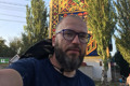 "Я делаю свою сказку о Донбассе. И о том, что там сейчас, тоже". Беседа с художником Романом Мининым