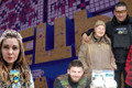 Шанс повернутися з поїздки — 50 на 50. Як волонтери допомагають людям на прифронтовій Донеччині
