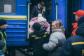 На вільній Донеччині залишається майже 200 тисяч людей. Тут більше немає безпечних місць