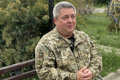 Втік на війну, бо не міг. Історик з Луцька служить на Донеччині і фотографує розбиті школи сходу
