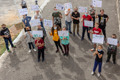 На Луганщині школярі влаштували мітинг проти домашніх завдань. Чому це відбулося і чим закінчилося