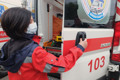 Мобильная связь упала, а мне срочно нужно вызвать "скорую" или полицию. Что делать?
