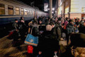 Я эвакуировался в Тернополь. Что делать дальше?