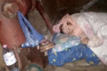 Мама вивезла своїх дітей з Маріуполя після тижнів блокади. Вони пили воду з калюж і майже не їли