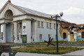 Як росіяни нищили Центральний будинок культури Ірпеня і як йому можна допомогти