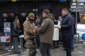З пральними кімнатами, але без PlayStation: як в Ірпені відкривали модульне містечко “Ластівка”