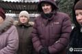 “Бігли під обстрілами з білими ганчірками”. Як люди втікали із захоплених росіянами вулиць Авдіївки