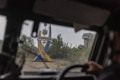 Окупанти відстежують і обстрілюють евакуаційні колони. Що відбувається на Донеччині