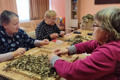 Їдемо туди, де потрібні, рятуємо людей. Як живуть у шелтері в Запоріжжі переселенці з Донеччини