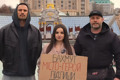 Військовий Володимир Ращук та актор Тарас Цимбалюк просять надати Бахмуту статус міста-героя