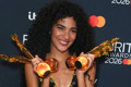 Чотири нагороди за один вечір — Олівія Дін переписала історію Brit Awards