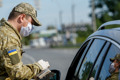 Ситуация на КПВВ: кто смог пересечь линию разграничения в выходные
