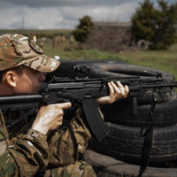Школярів із ТОТ Херсонщини долучили до військових навчань у Криму