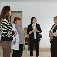 У Шостці запрацював оновлений Транзитний центр для евакуйованих: комплексна допомога в одному місці